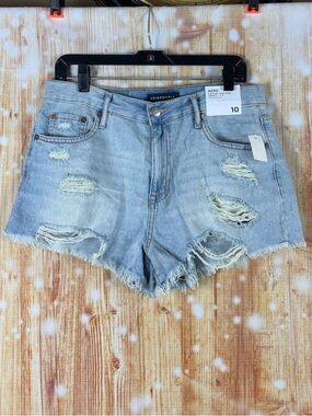 AEROPOSTALE Light Wash Distressed Denim Shorts